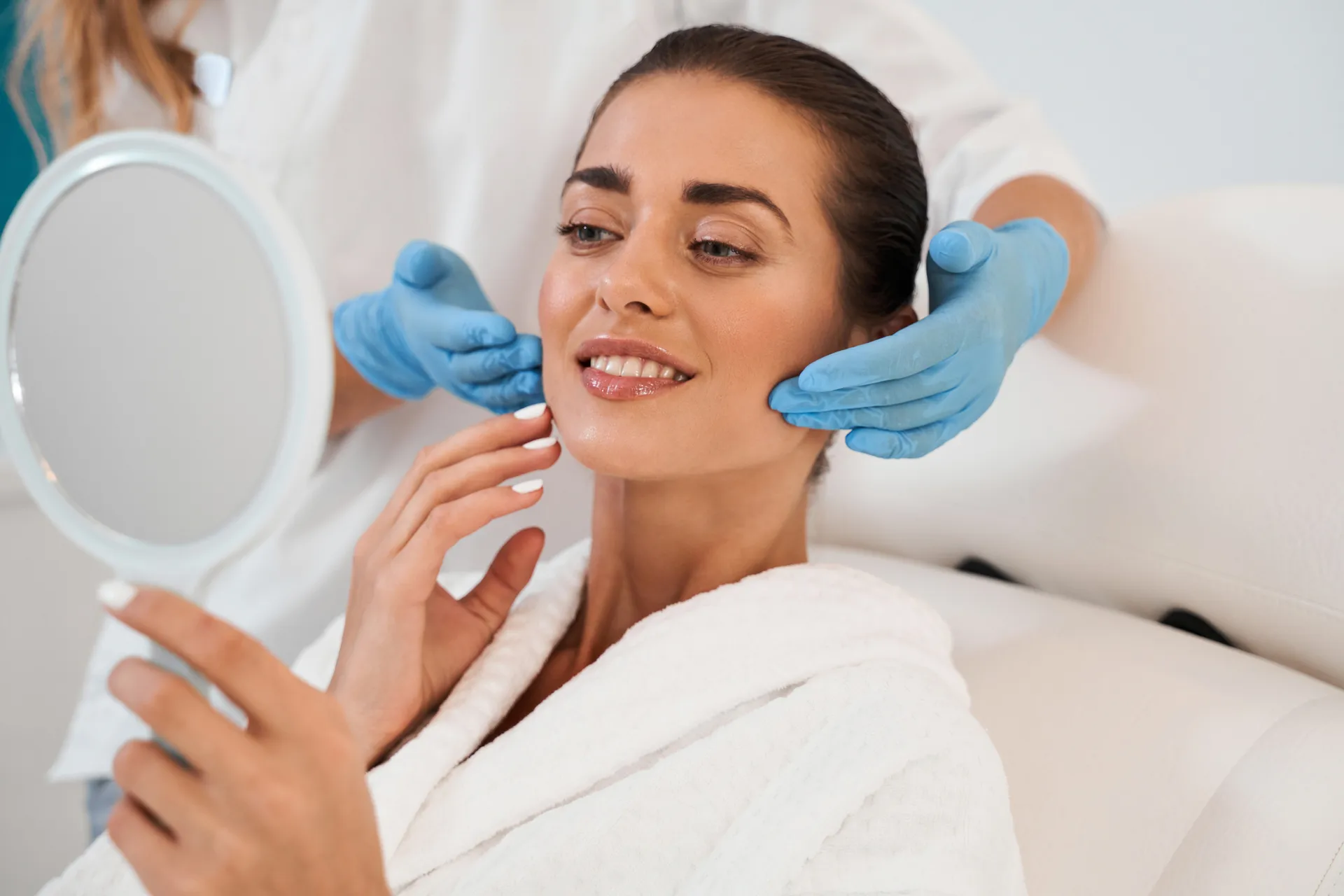 Morpheus8 treatment device