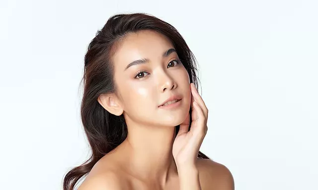 Biostimulatory Lifting Facial